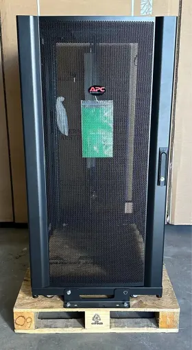 3104 APC Server Rack Enclosure Dell Cabinet #2