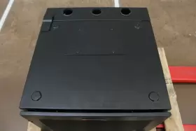 AR100HD APC Netshelter Wallmount Rack Cabinet Vented Door #3