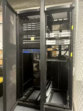 AR2480 APC Netshelter Sx Server Rack Enclosure #2