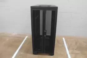 AR2805BLK APC Netshelter Vs Enclosure #3