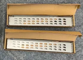OM-756F APC Rail Right Left Rohs Box
