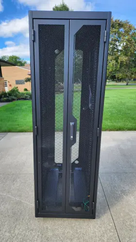 RM2420A BLACK BOX Network Server Cabinet Mesh Door
