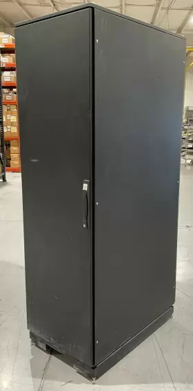 RM5000A-R3 BLACK BOX CLIMATECAB Server Data Cabinet #2