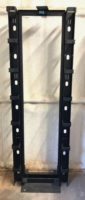 5712-703 CHATSWORTH Post Floor Rack Cable