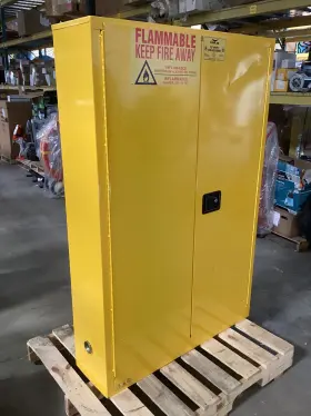 491M68 CONDOR Flammables Safety Cabinet Std Manual Close