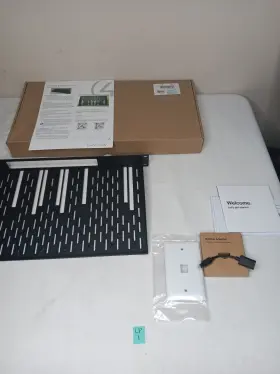 C4-EA3RMK1-BL RACK Mount Single Controller Kit