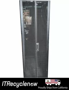 AR3300 DELL Apc Netshelter Sx Server Rack Cabinet Panels Key