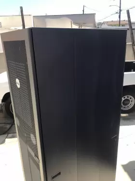 PE4210 DELL Poweredge Rack Enclosure
