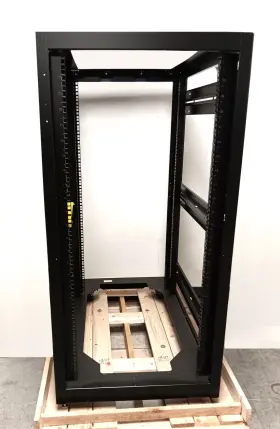 VFR252440 EATON Server Enclosure Vantage Frame