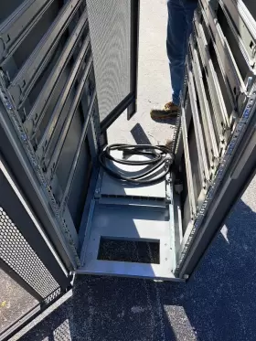 662875868569 FUJITSU Server Rack Enclosure #2