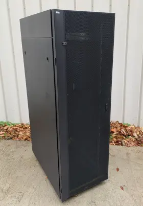 11P0313 IBM Server Cabinet Rack Doors Panels