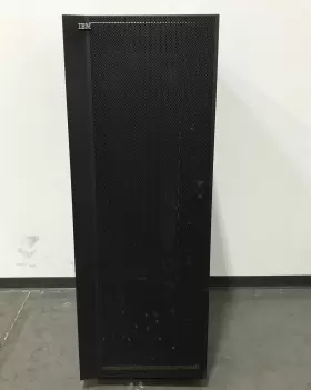 7014T00 IBM Enclosed Rolling Server Rack #2