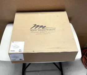 RC-3 MIDDLE ATLANTIC PRODUCTS Clamping Rack Shelf #3