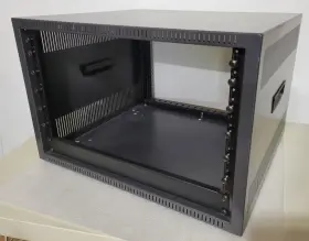 DTRK-71S MIDDLE ATLANTIC PRODUCTS Desktop Rack