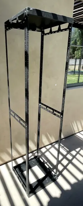 SLIM5 MIDDLE ATLANTIC PRODUCTS Ru Rack
