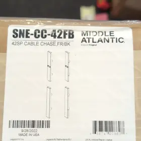SNE-CC-42FB MIDDLE ATLANTIC Freestanding Cable Chase Front