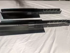 00400518 NAVEPOINT Rack Mount Server Shelf Shelves Rail