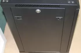 00405912 NAVEPOINT Wallmount Networking Cabinet #3