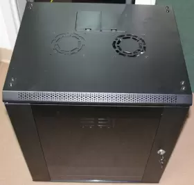 00405912 NAVEPOINT Wallmount Networking Cabinet