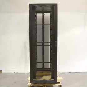 XG84822BS007X PANDUIT Server Rack Cabinet Single Front Double