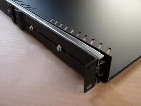 R1290-600-1UK PENN ELCOM Sliding Rack Shelf Fixing Slots #2