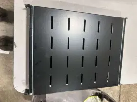 700235100550A RAISING ELECTRONICS Post Sliding Rack Server