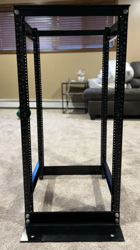 DR6X.7001 RAISING ELECTRONICS Post Frame Server Audio Rack