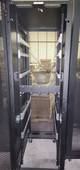T2EC016-A SHARKRACK Enclosed Server Rack #2