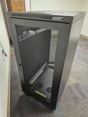 SR24UB TRIPP LITE Rack Enclosure Cabinet #2