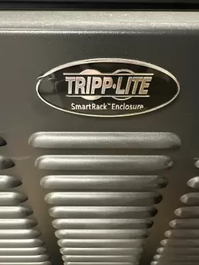 SR24UBFFD TRIPP LITE Smartrack Weather Environments Enclosure #2