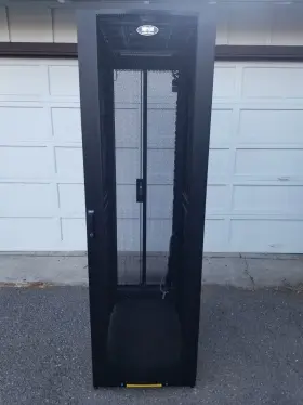 SRX42 TRIPP LITE Server Rack Cabinet Panels Key