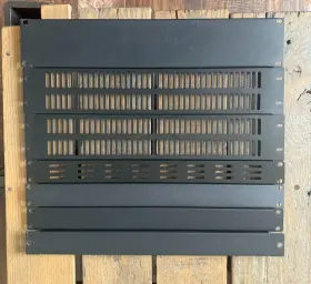 CAS-B1U XSTREAMCABLES Blank Vented Wire Organizers Rack Mount