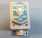 Crouse Hinds Weather-proof Switch Enclosure 15.8 Cu.in. Mc11273 Used. Fixed Price $115.19.